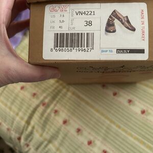 NWOT Goby Black/cream Patterned Platform Shoes - Women's